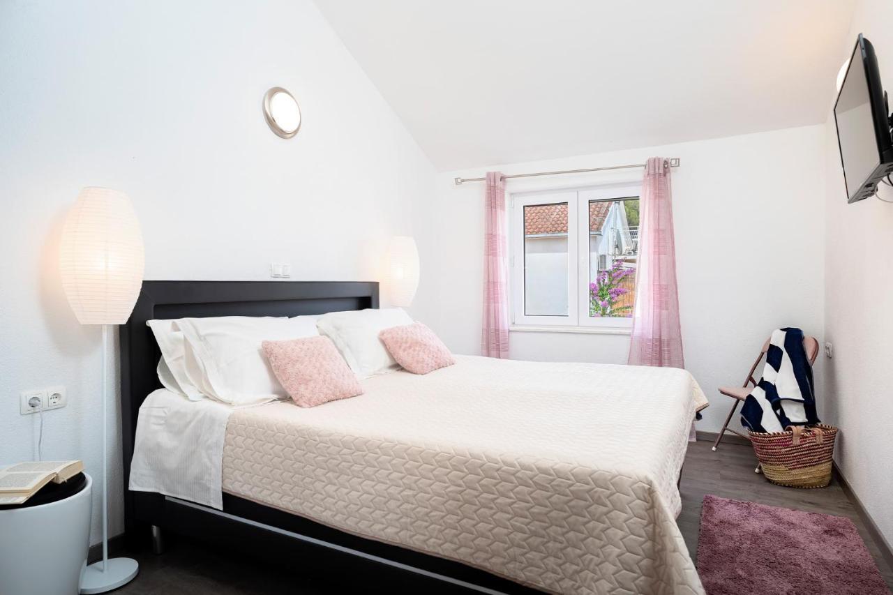 Guest House Marinna Врбоска Экстерьер фото