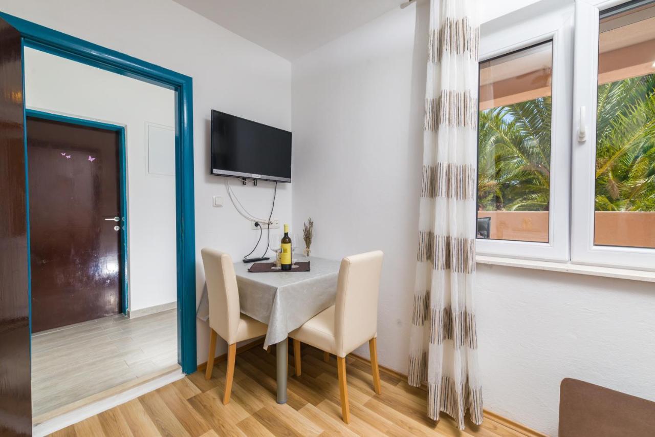 Guest House Marinna Врбоска Экстерьер фото