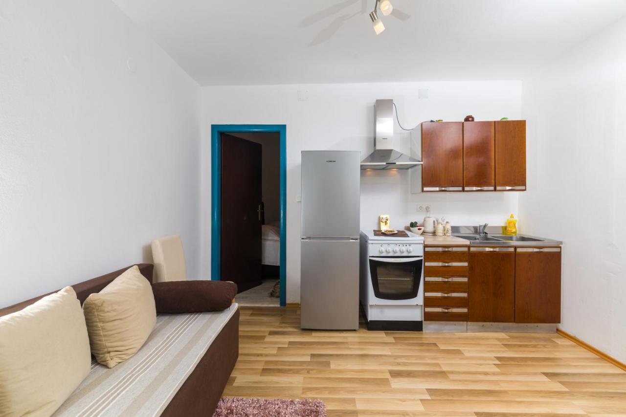 Guest House Marinna Врбоска Экстерьер фото