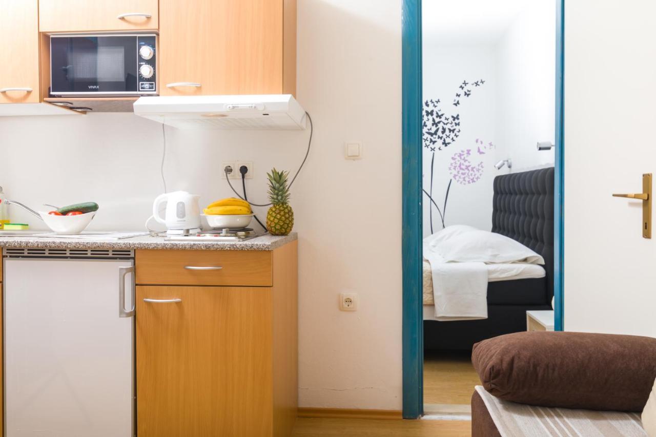 Guest House Marinna Врбоска Экстерьер фото